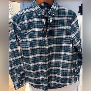 Vineyard Vines Boys Whale Shirt Size Large NWT. 1521